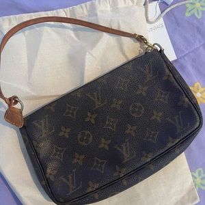 Authentic LOUIS VUITTON Monogram Scuba Pochette Scuba M92805 Bag  #260-004-70